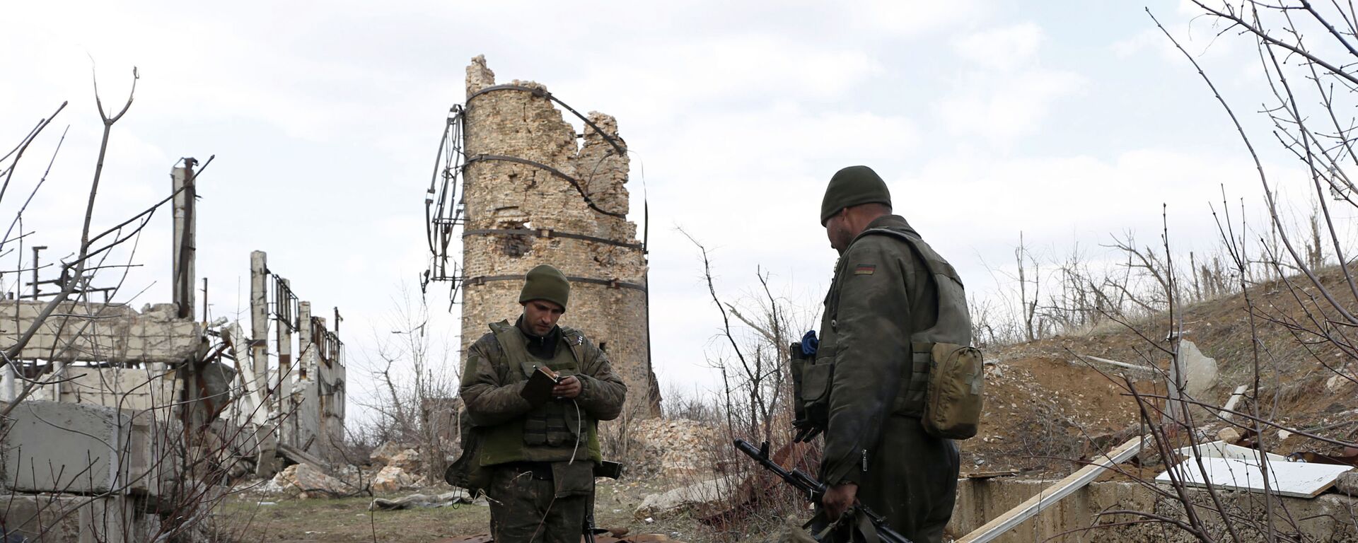 Украинские военные на позиции в районе деревни Авдеевки Донецкой области - اسپوتنیک افغانستان  , 1920, 18.02.2024