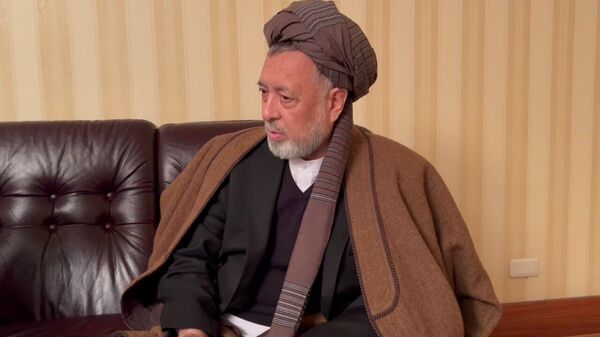 محمد محقق مشاور امنیت پیشین رئیس جمهور گریزی پیشین افغانستان - اسپوتنیک افغانستان  