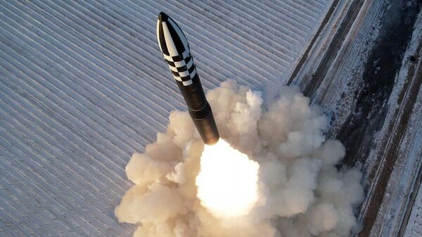 موشک بالستیک قاره پیما هواسونگ-۱۸ کره شمالی - اسپوتنیک افغانستان  