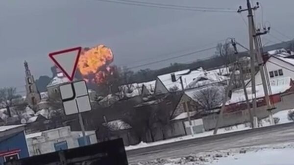 Взрыв на предположительном месте падения самолета Ил-76 в Белгородской области - اسپوتنیک افغانستان  