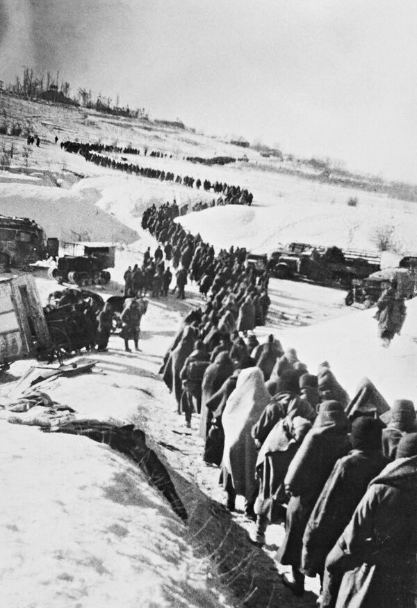 قطار آلمانی های اسیر شده استالینگراد جنگ بزرگ میهنی. جنگ جهانی دوم. 1941-1945. - اسپوتنیک افغانستان  