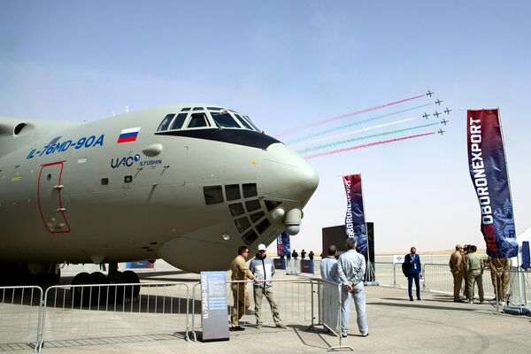 هواپیمای ترابری سنگین مدرنیزه شده &quot; ایل-76 ام دی-90 آ&quot; در دومین نمایشگاه دفاعی جهانی در ریاض. - اسپوتنیک افغانستان  