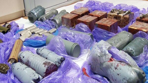 Взрывные устройства, обнаруженные в ходе задержания украинских диверсантов сотрудниками ФСБ России в Крыму - اسپوتنیک افغانستان  