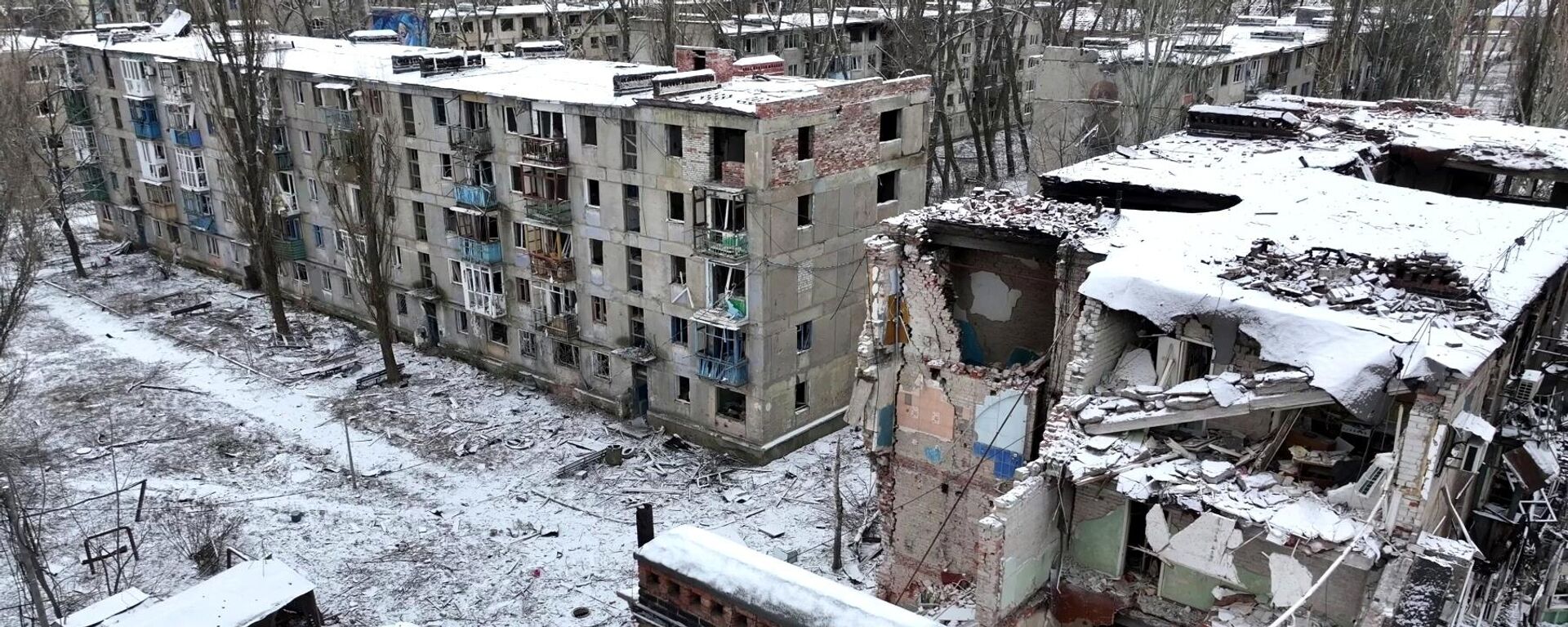 Разрушенные жилые дома на одной из улиц в Авдеевке - اسپوتنیک افغانستان  , 1920, 28.02.2024