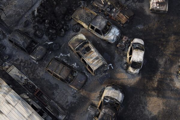 خودروهای سوخته پس از آتش سوزی در تگزاس. چهارشنبه، 28 فیبروری 2024. - اسپوتنیک افغانستان  