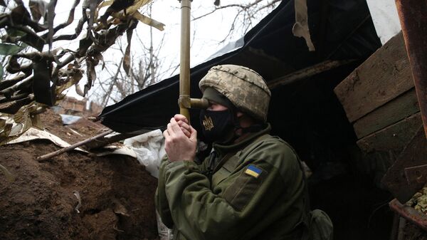 Украинский военный в Донецкой области - اسپوتنیک افغانستان  