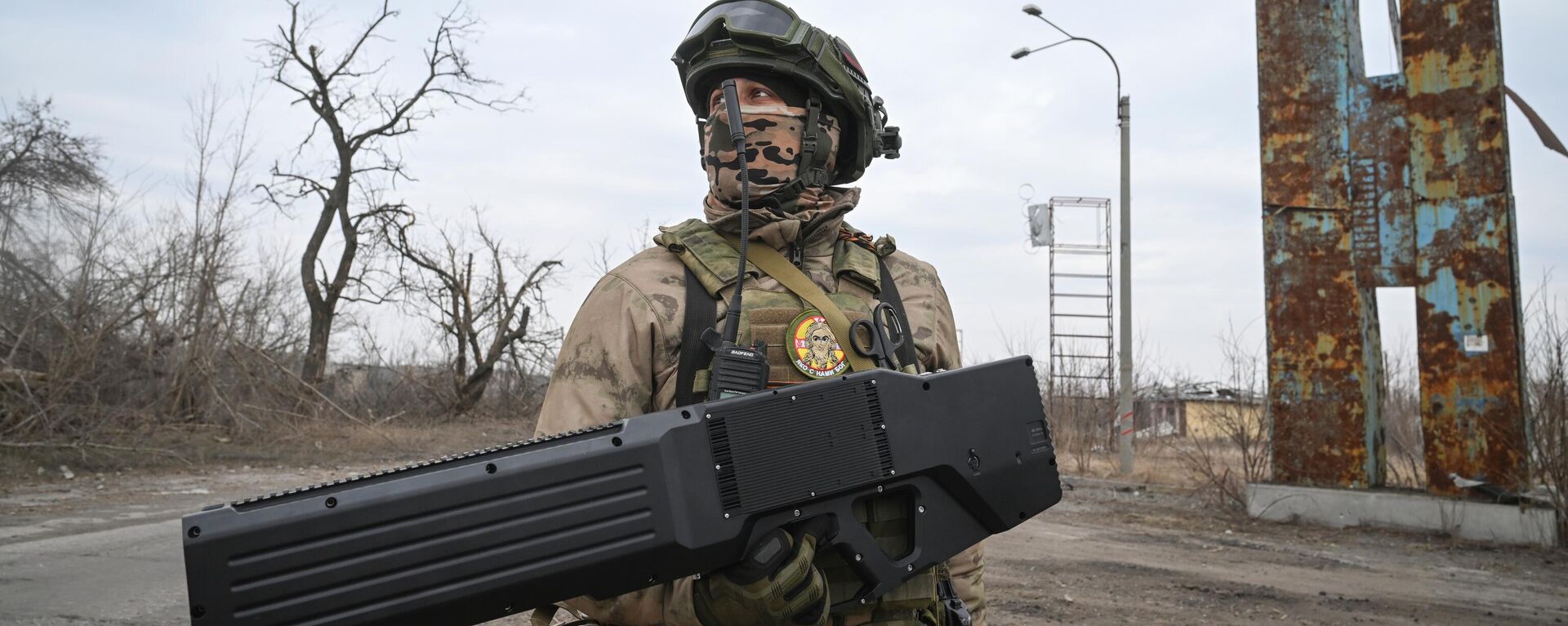 Военнослужащий Отдельной инженерной бригады Центрального военного округа (ЦВО) в Авдеевке - اسپوتنیک افغانستان  , 1920, 12.03.2024