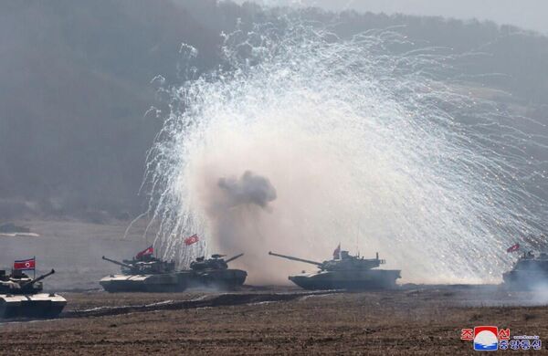 مسابقات تانک های بزرگ کوریایی شمالی. - اسپوتنیک افغانستان  