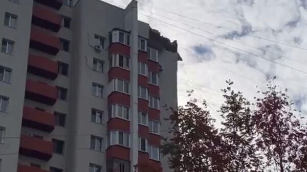 Последствия обстрела жилого дома в Белгороде - اسپوتنیک افغانستان  