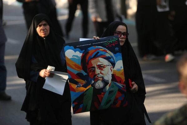 بدرودگویی با ابراهیم رئیسی، رئیس جمهور فقید ایران در تهران - اسپوتنیک افغانستان  