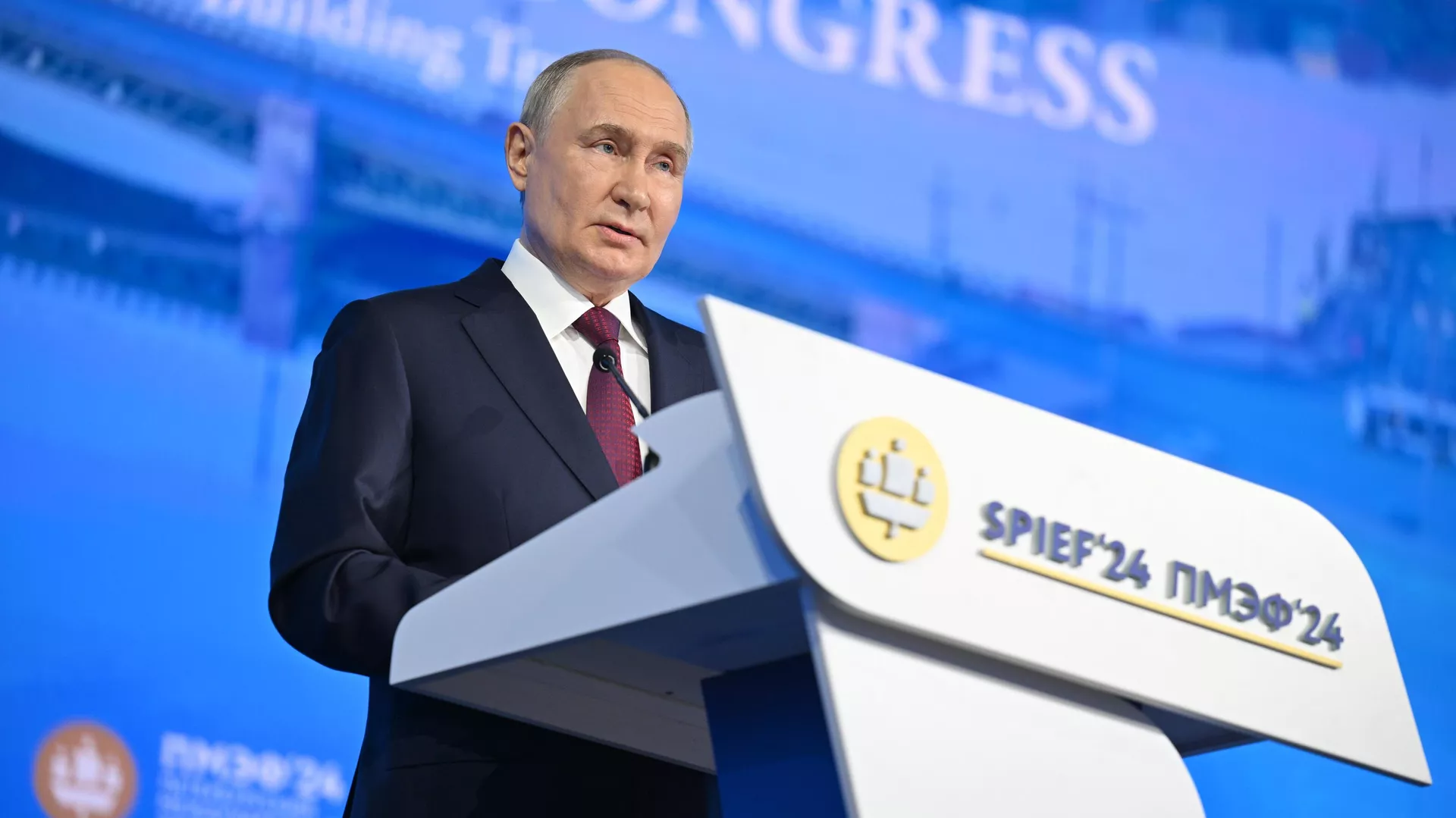 Президент РФ Владимир Путин на ПМЭФ-2024, Россия Президент РФ Владимир Путин на ПМЭФ-2024, Россия - اسپوتنیک افغانستان , 1920, 14.06.2024