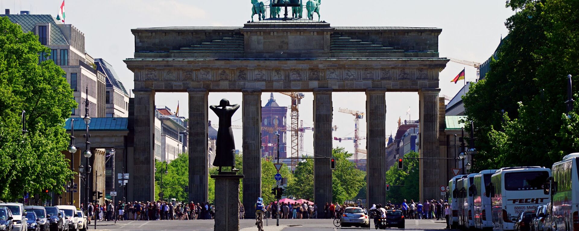 Вид на Бранденбургские ворота в Берлине - اسپوتنیک افغانستان  , 1920, 11.06.2024