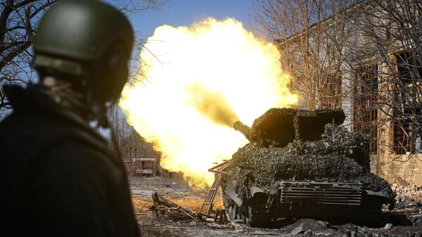 Боевая работа танкистов группировки Центр на Авдеевском направлении - اسپوتنیک افغانستان  