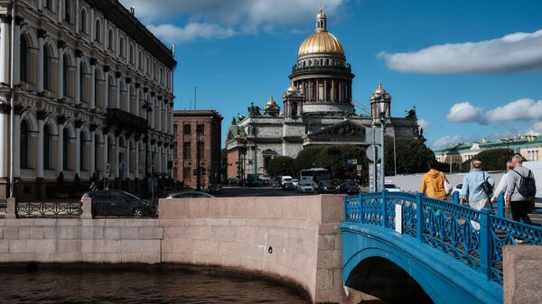 Синий мост через реку Мойку в Санкт-Петербурге - اسپوتنیک افغانستان  