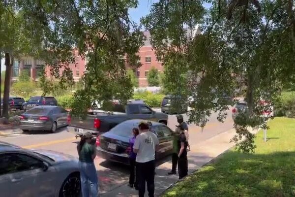 تیراندازی فعال در مدرسهی در منطقه اتحادیه دانشجویی دانشگاه ایالتی فلوریدا در تالاهاسی تیراندازی فعال در مدرسهی در منطقه اتحادیه دانشجویی دانشگاه ایالتی فلوریدا در تالاهاسی - اسپوتنیک افغانستان