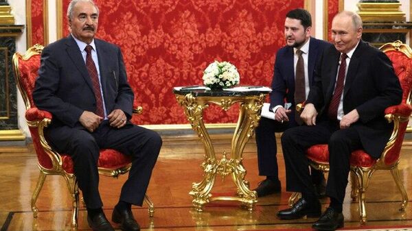 پوتین در کرملین با خلیفه حفتر، فرمانده کل ارتش ملی لیبیا، دیدار کرد - اسپوتنیک افغانستان  