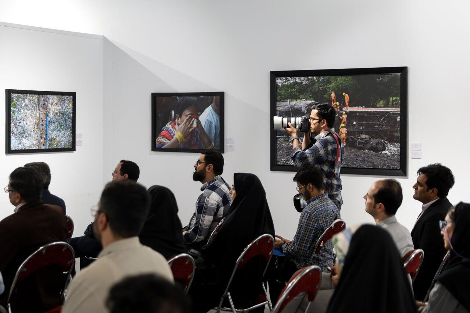 نمایشگاه آندری اِستِنین در تهران - اسپوتنیک افغانستان  , 1920, 14.05.2025
