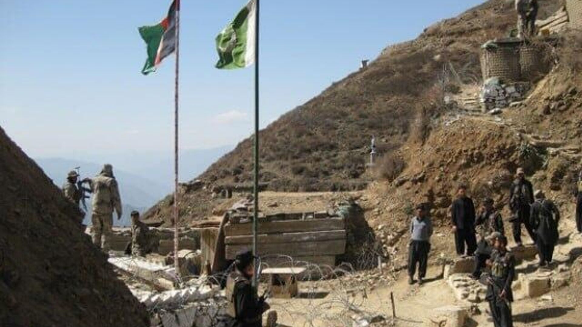 افغانستان عناصر حملهکننده به پاکستان را سرکوب میکند افغانستان عناصر حملهکننده به پاکستان را سرکوب میکند - اسپوتنیک افغانستان , 1920, 26.05.2025