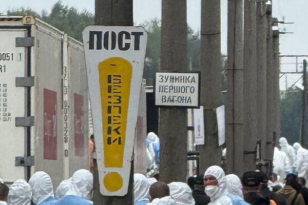 نوار دیداری و نگاره های از روند انتقال جسدهای سربازان کشته شده نیروهای مسلح اوکراین به این کشور - اسپوتنیک افغانستان  
