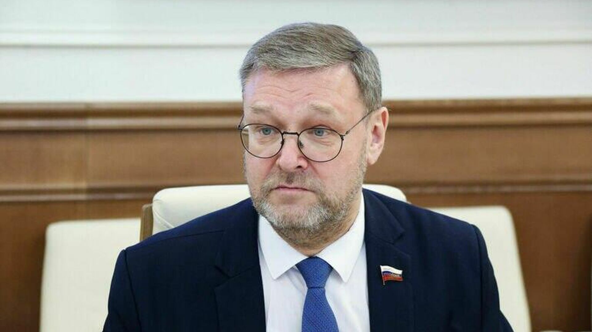 سناتور روس: رهبران اروپایی در موضوع ایران و اسرائیل سیاست خود را نشان دادهاند سناتور روس: رهبران اروپایی در موضوع ایران و اسرائیل سیاست خود را نشان دادهاند - اسپوتنیک افغانستان , 1920, 16.06.2025