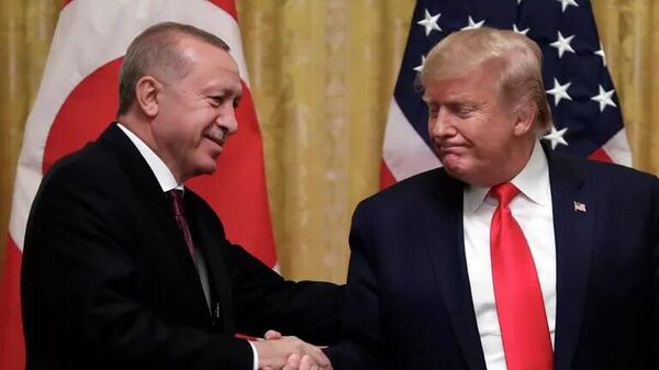 لغو دیدار ترامپ و اردوغان در استانبول به دلیل در دسترس نبودن رهبر ایران - اسپوتنیک افغانستان  