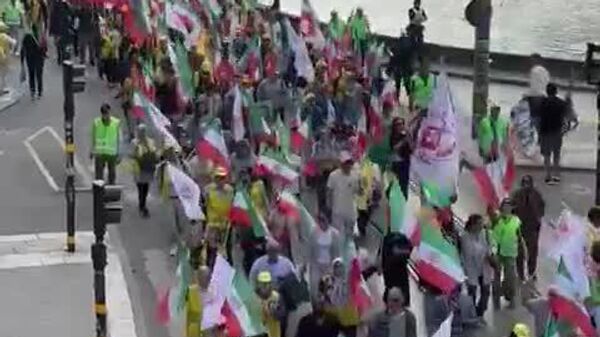 راهپیمایی گسترده در برلین در پشتیبانی از ایران و نکوهش تجاوزهای اسرائیل - اسپوتنیک افغانستان  