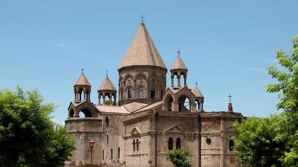 کلیسای ارتدکس سریانی حملات مقامات ارمنی به کلیسای حواری ارمنی را محکوم کرد - اسپوتنیک افغانستان  