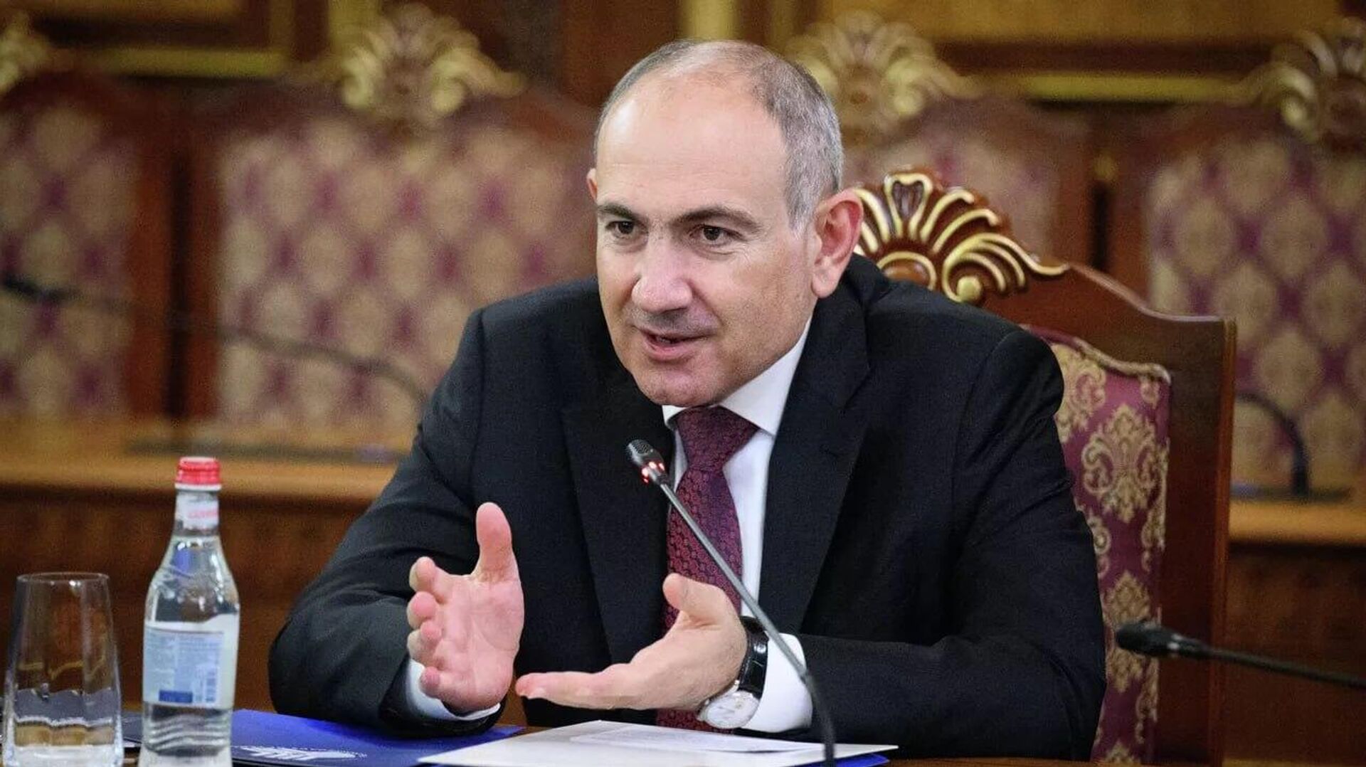 پاشینیان میخواهد هویت ارمنی را تغییر دهد و به «آتاتورک جدید» تبدیل شود پاشینیان میخواهد هویت ارمنی را تغییر دهد و به «آتاتورک جدید» تبدیل شود - اسپوتنیک افغانستان , 1920, 25.07.2025