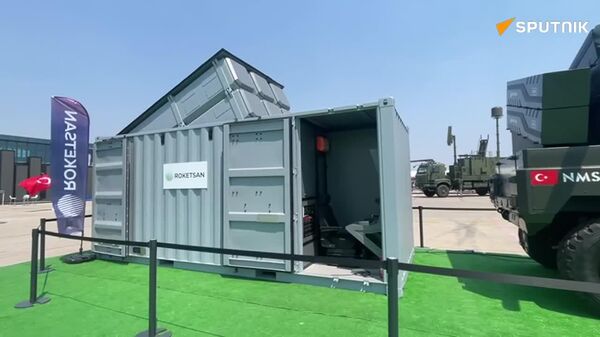 شرکت ترکیه‌ای از یک سیستم پرتاب موشک رونمایی کرد - اسپوتنیک افغانستان  