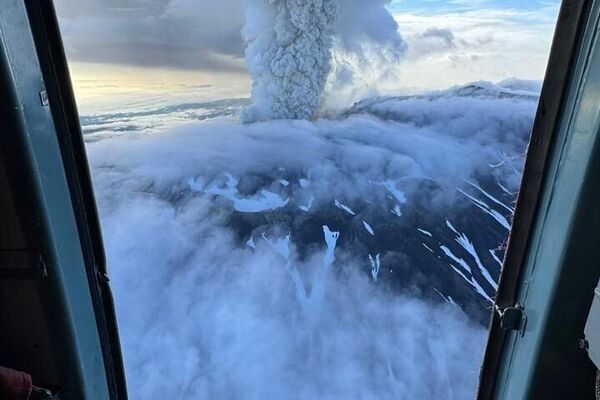 آتشفشان باستانی کامچاتکا پس از 600 سال بیدار شد - اسپوتنیک افغانستان  