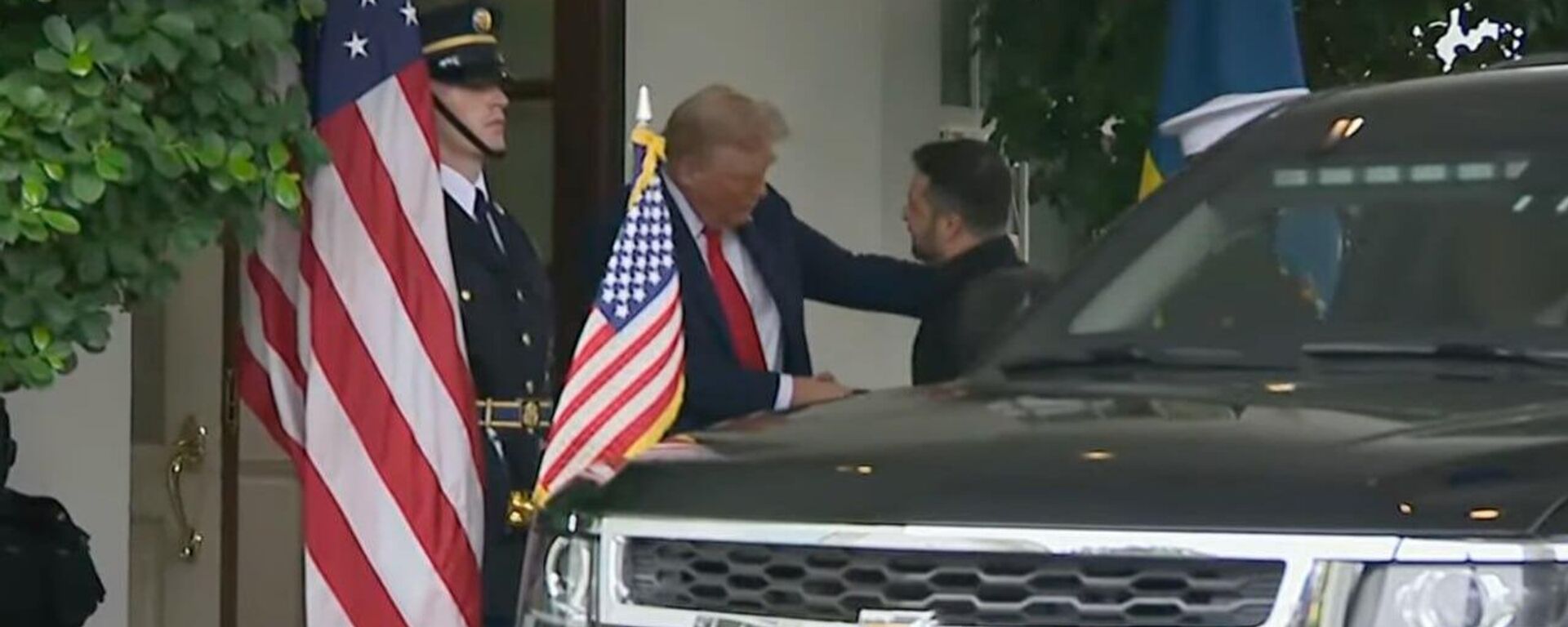 نخستین تصاویر از دیدار ترامپ و زلنسکی در کاخ سفید - اسپوتنیک افغانستان  , 1920, 18.08.2025