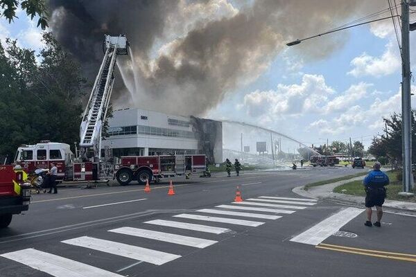 انفجار خط لوله گاز در ایالتهای امریکا منجر به زخمی شدن 3 آتشنشان شد انفجار خط لوله گاز در ایالتهای امریکا منجر به زخمی شدن 3 آتشنشان شد - اسپوتنیک افغانستان