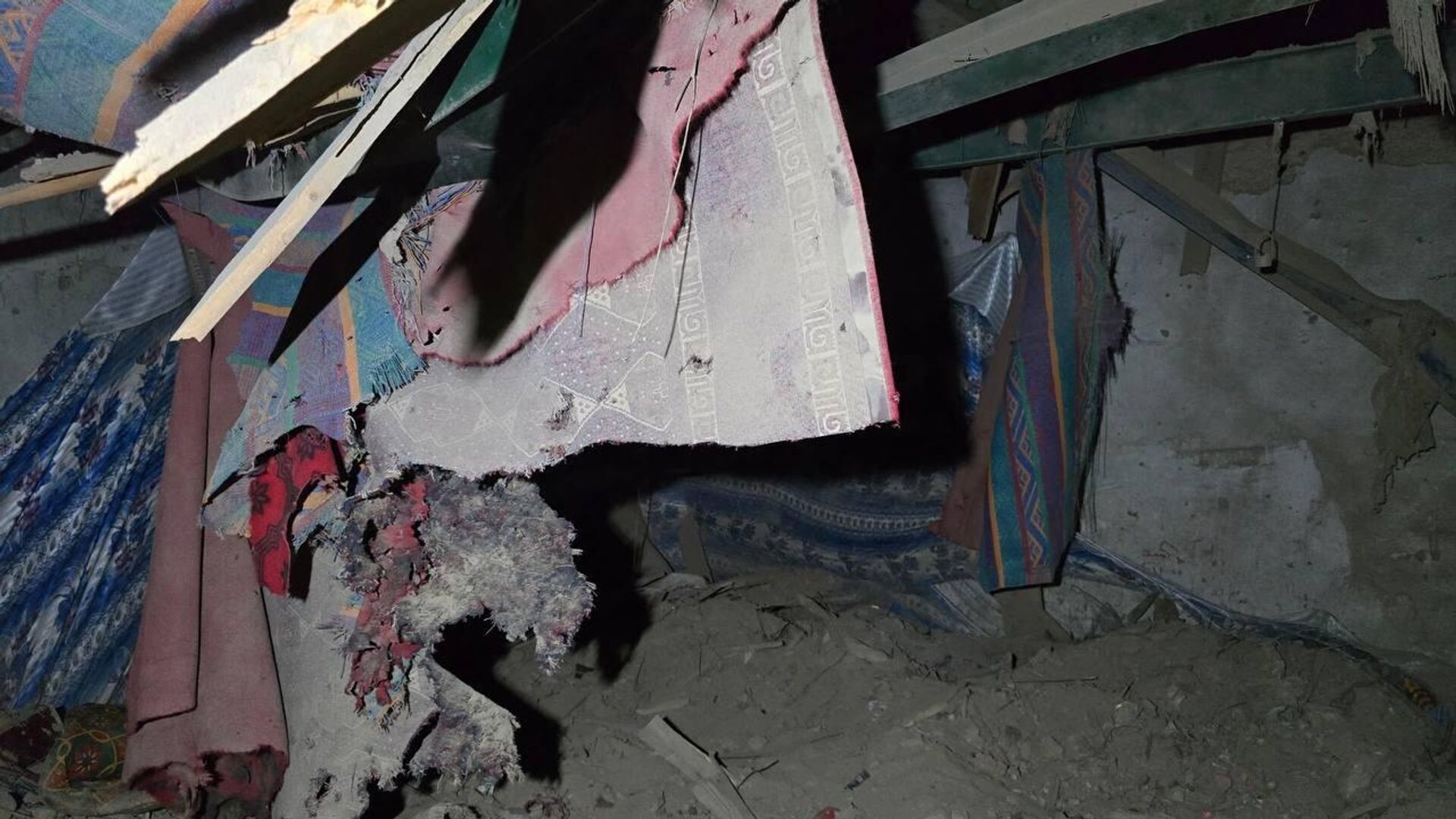 ⭕در نتیجه حملات هوایی به خوست 3 کودک کشته و 5 نفر زخمی شدند ⭕در نتیجه حملات هوایی به خوست 3 کودک کشته و 5 نفر زخمی شدند - اسپوتنیک افغانستان , 1920, 29.08.2025