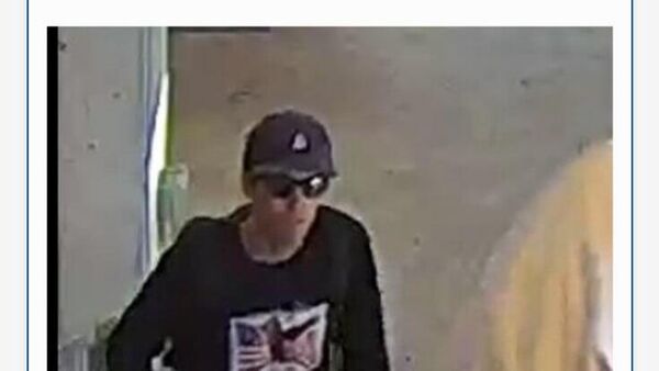 قتل چارلی کرک؛ اف‌بی‌آی تصویر مظنون را منتشر کرد - اسپوتنیک افغانستان  