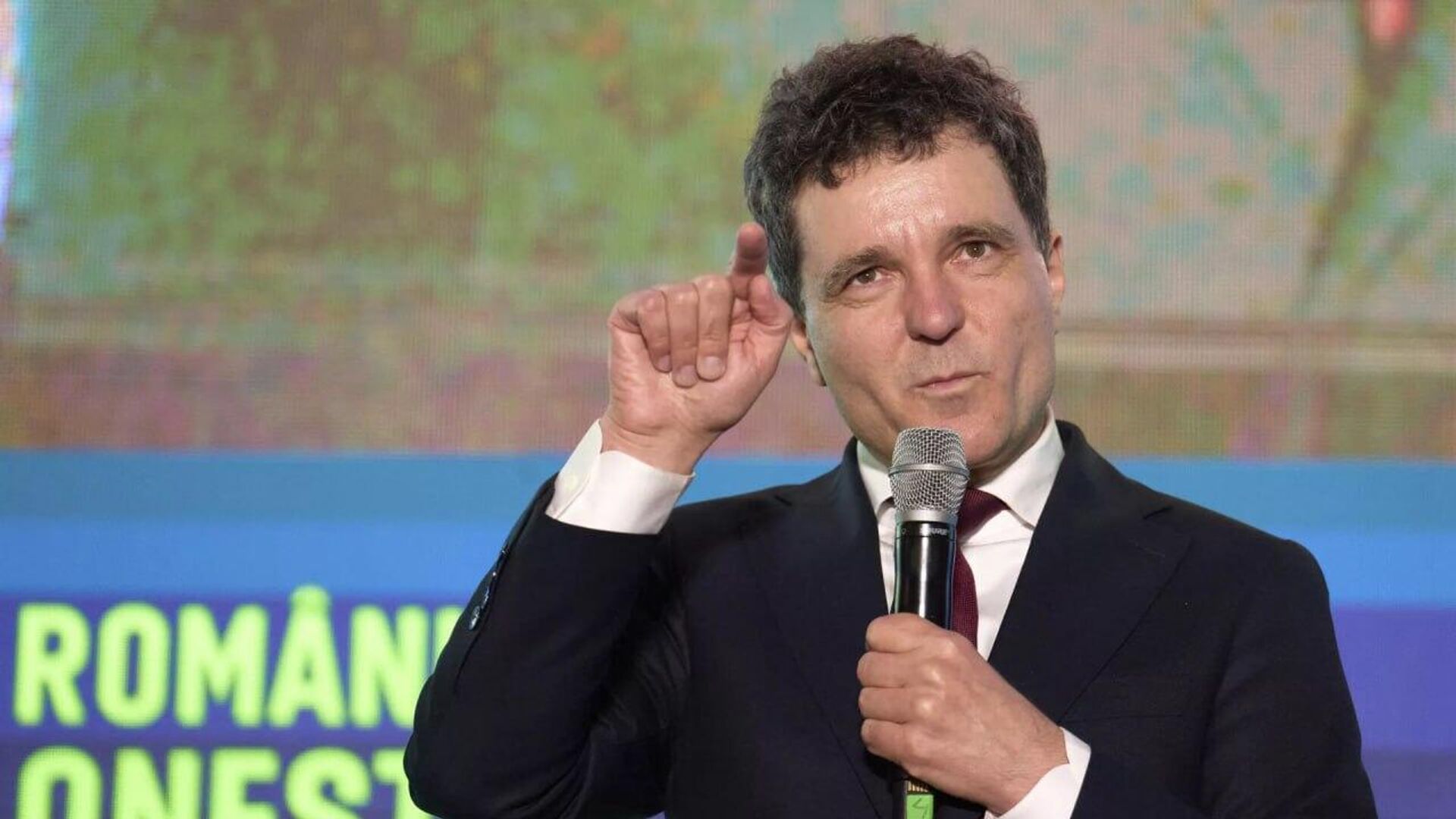 نیکوسور دن، رئیس جمهور رومانیا، احتمال پیوستن ترانسنیستریا به مولداویا، با پیروی از مدل گاگائوزیا را مطرح کرد نیکوسور دن، رئیس جمهور رومانیا، احتمال پیوستن ترانسنیستریا به مولداویا، با پیروی از مدل گاگائوزیا را مطرح کرد - اسپوتنیک افغانستان , 1920, 01.10.2025