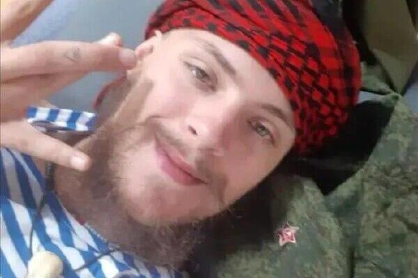 پوتین، مایکل گلاس آمریکایی را که در منطقه عملیات ویژه جان باخت، مردی شجاع خواند پوتین، مایکل گلاس آمریکایی را که در منطقه عملیات ویژه جان باخت، مردی شجاع خواند - اسپوتنیک افغانستان