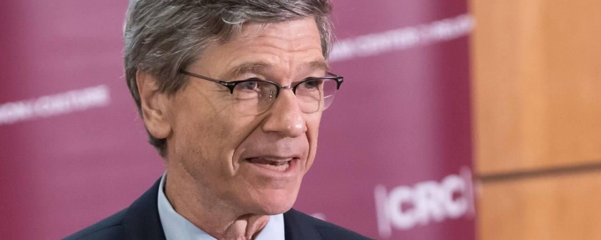 ساکس گفت که گزارش های متناقض در مورد عرضه احتمالی موشک های بالدار توماهاک به اوکراین نشان دهنده بحران مدیریت در دولت امریکا است - اسپوتنیک افغانستان  , 1920, 04.10.2025