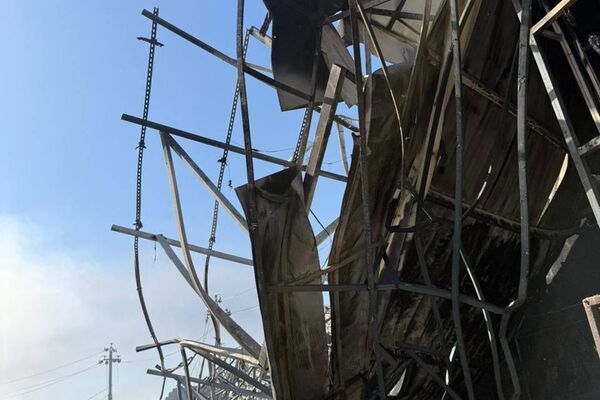 يک انفجار بزرگ باعث آتش سوزی بزرگ در یک تانک تیل در اربیل عراق شد يک انفجار بزرگ باعث آتش سوزی بزرگ در یک تانک تیل در اربیل عراق شد - اسپوتنیک افغانستان