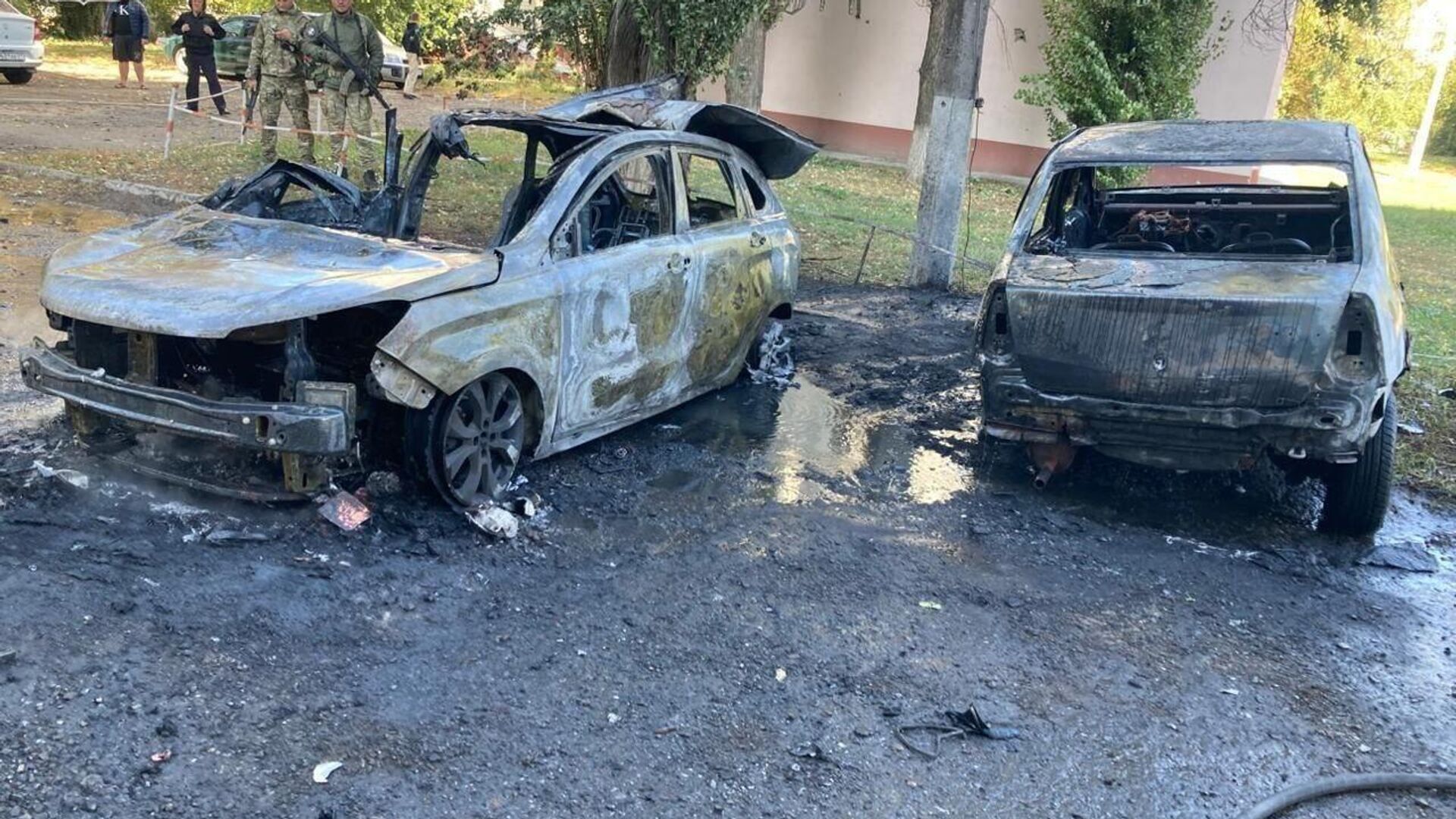 انفجار پهپاد در بلگورود به خودروها و یک ساختمان زیان رساند انفجار پهپاد در بلگورود به خودروها و یک ساختمان زیان رساند - اسپوتنیک افغانستان  , 1920, 04.10.2025