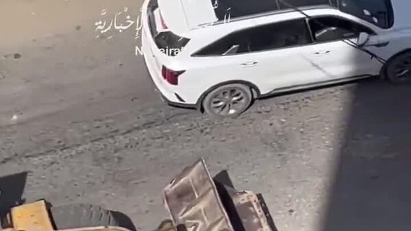 جا به جایی تجهیزات مهندسی مصر برای ساخت اردوگاه امدادی در غزه - اسپوتنیک افغانستان  