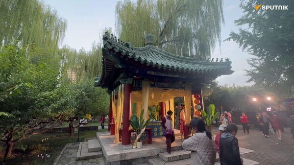 جشنواره نیمه پاییز؛ فستیوال بزرگ چین برگزار شد - اسپوتنیک افغانستان  