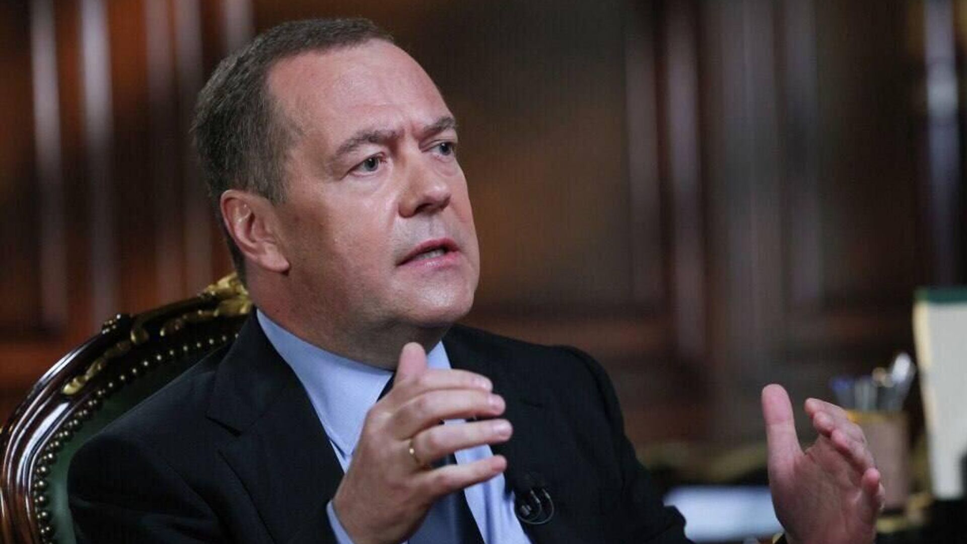 دیمیتری مدودف، معاون شورای امنیت روسیه گفت که در فضایی دوستانه با کیم جونگ اون ملاقات کرده است - اسپوتنیک افغانستان  , 1920, 10.10.2025