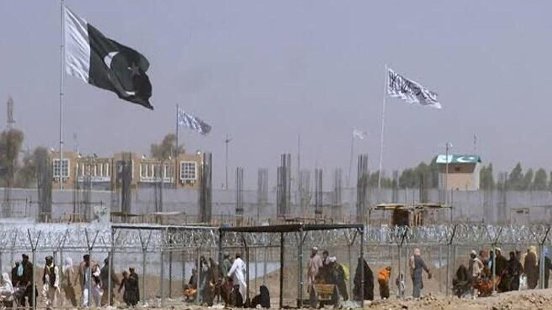 رسانهها گزارش میدهند که بار دیگر درگیری میان نیروهای امارت و نظامیان پاکستانی رخ داده است رسانهها گزارش میدهند که بار دیگر درگیری میان نیروهای امارت و نظامیان پاکستانی رخ داده است - اسپوتنیک افغانستان  , 1920, 14.10.2025