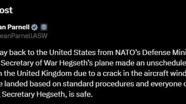 فرود برنامه‌ریزی نشده‌ای هواپیمای وزیر دفاع آمریکا در بریتانیا - اسپوتنیک افغانستان  