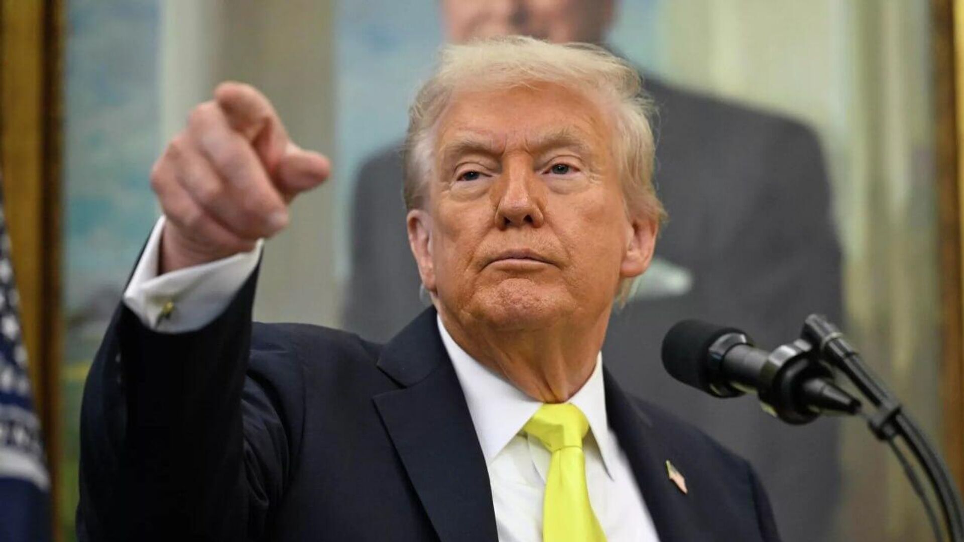 ترامپ: طی چند هفته آینده با شی جینپینگ در کوریای جنوبی دیدار خواهم کرد ترامپ: طی چند هفته آینده با شی جینپینگ در کوریای جنوبی دیدار خواهم کرد - اسپوتنیک افغانستان , 1920, 17.10.2025