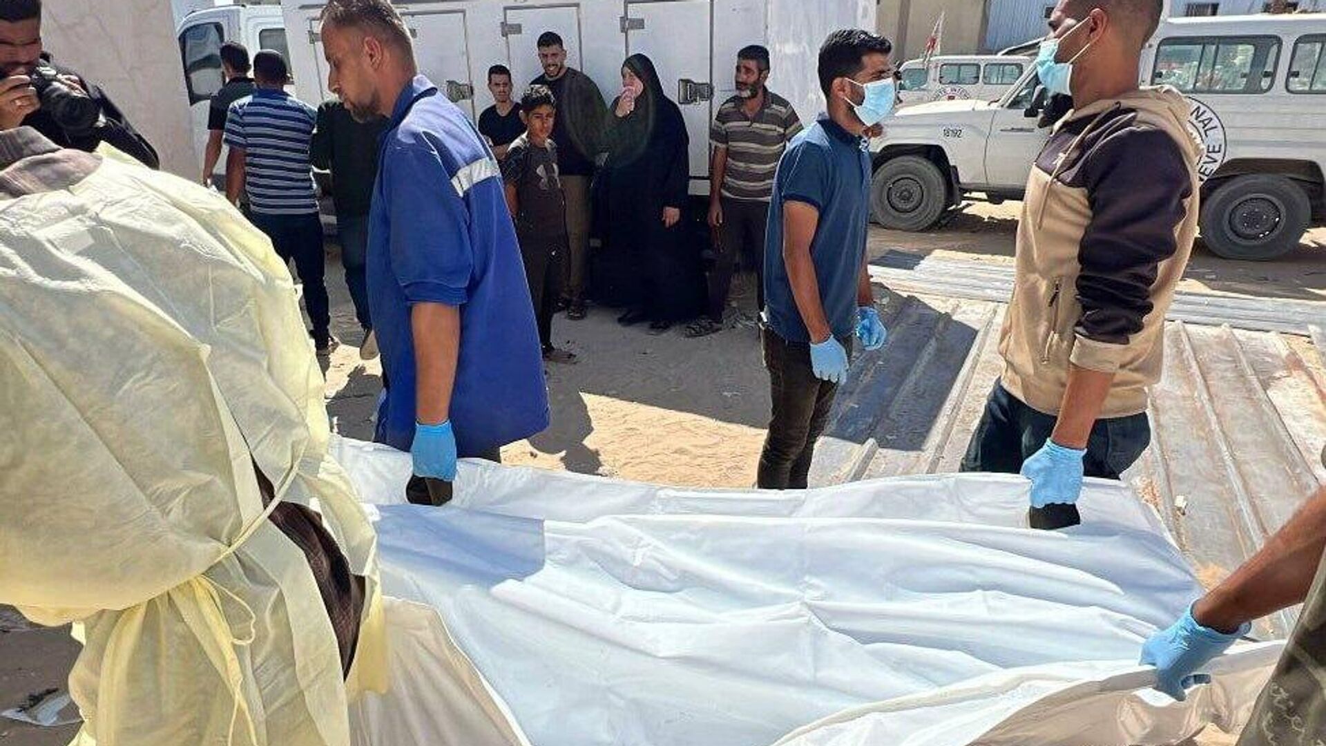 وزارت بهداشت در غزه: 35 فلسطینی پس از آغاز آتشبس در حملات اسرائیل کشته شدند وزارت بهداشت در غزه: 35 فلسطینی پس از آغاز آتشبس در حملات اسرائیل کشته شدند - اسپوتنیک افغانستان , 1920, 19.10.2025