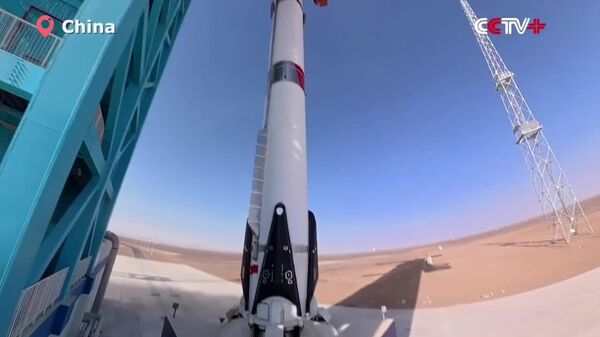 آزمایش موشک پرتابگر چین به پایان رسید - اسپوتنیک افغانستان  