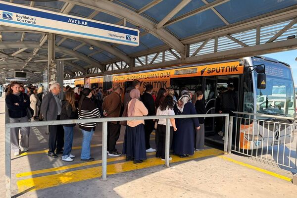 اسپوتنیک ترکیه بس‌های شهری با لوگوی اسپوتنیک را راه‌اندازی کرد - اسپوتنیک افغانستان  