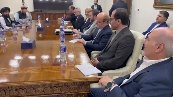 گفت‌وگو غریب‌آبادی با مقامات افغانستانی درباره حقوق کنسولی ایرانیان - اسپوتنیک افغانستان  