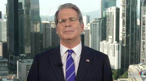 وزیر خزانه‌داری آمریکا اظهار داشت که ایالات متحده احتمالاً از برنامه‌های خود برای اعمال تعرفه‌های 100 درصدی بر چین صرف نظر خواهد کرد - اسپوتنیک افغانستان  